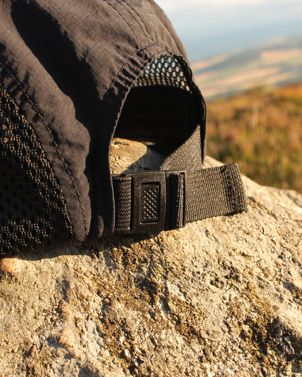 Peaks 5 Panel Trails Cap - Black Forest