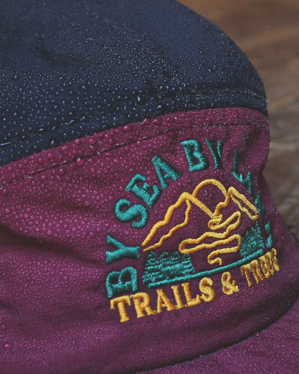 Peaks 5 Panel Trails Cap - Black Forest