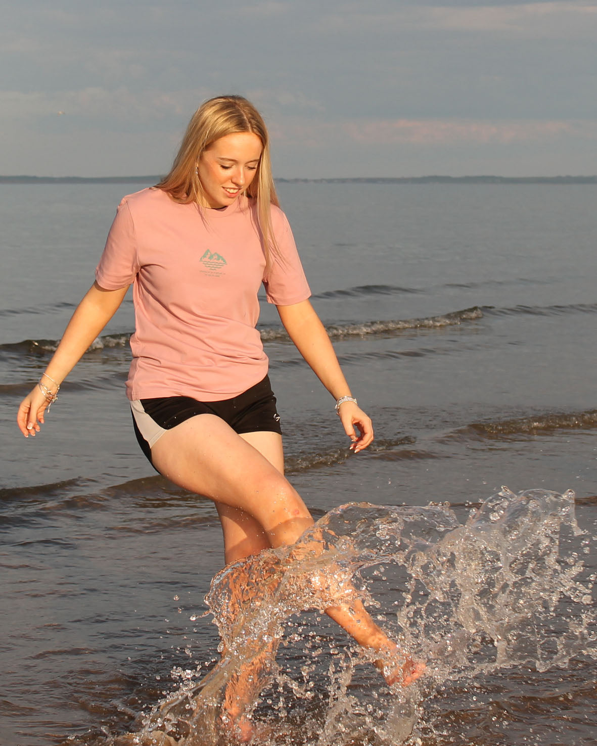 Terrain - Dusty Pink T-shirt