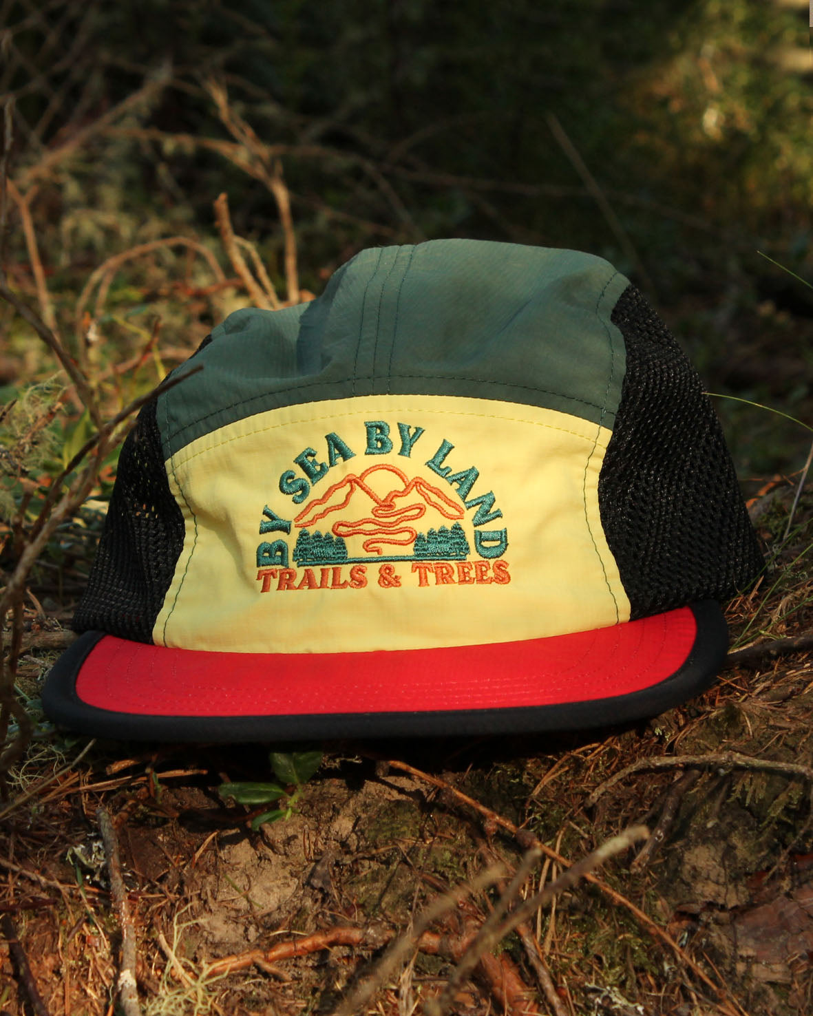 Peaks 5 Panel Trails Cap - Daisy Meadow