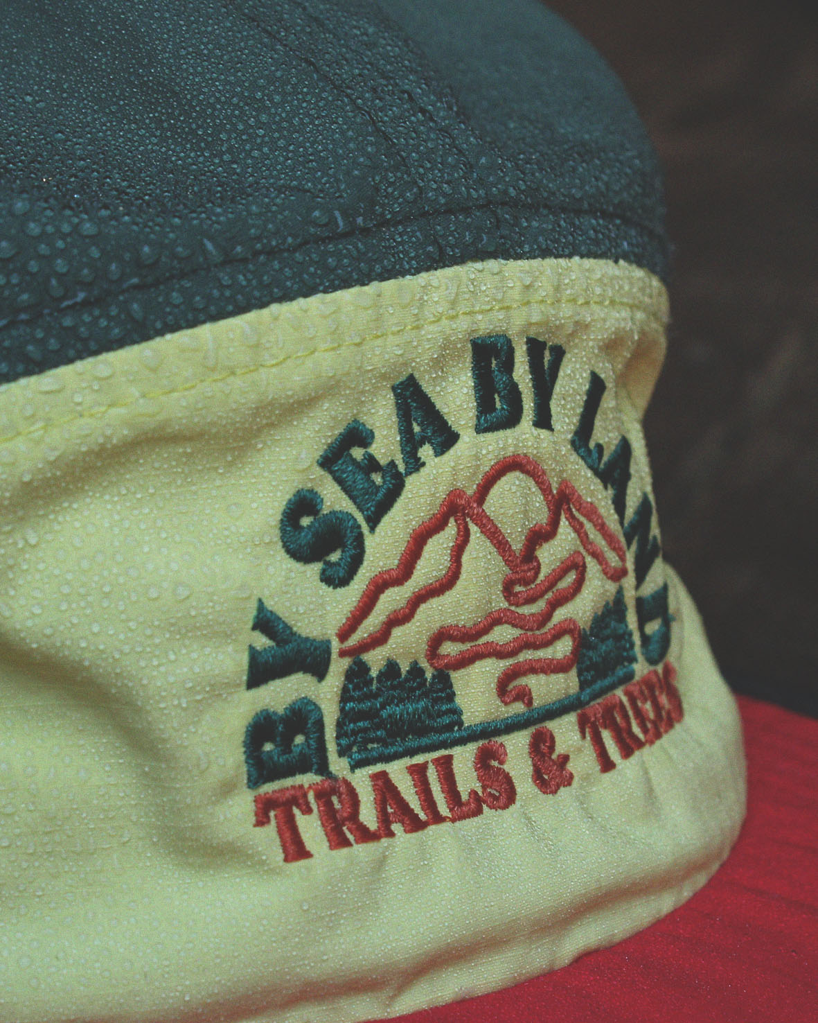 Peaks 5 Panel Trails Cap - Daisy Meadow